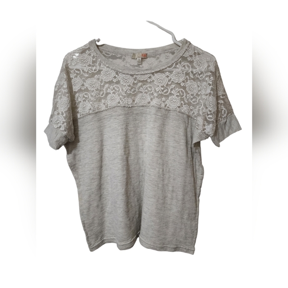 Gianni Bini Floral Tee, Size XS - Picture 1 of 2